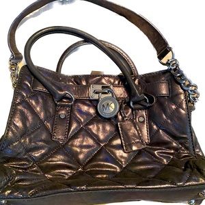 Michael Kors medium Hamilton Bag. Quilted.
